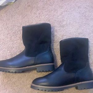 Nautica boots